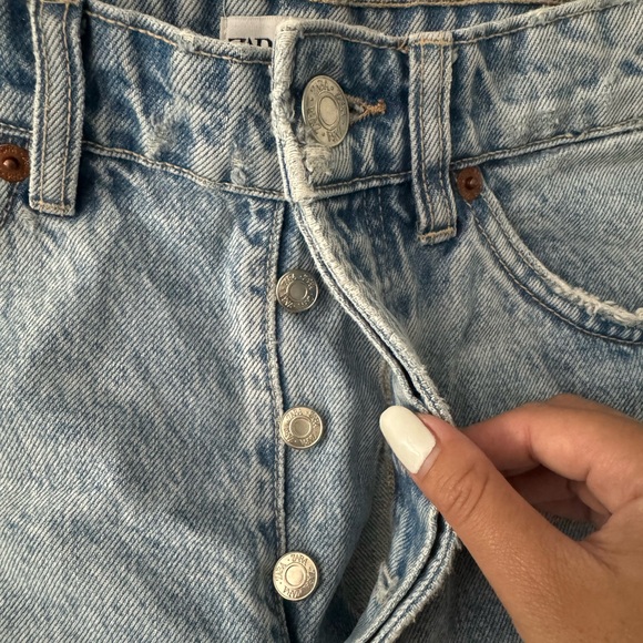 Women’s Zara Denim Shorts - Picture 4 of 5